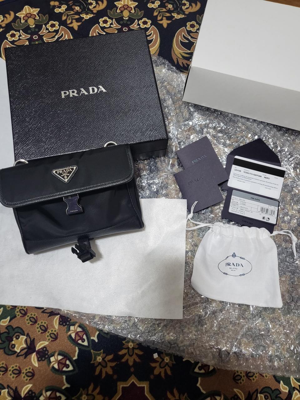 프라다핸드폰가방