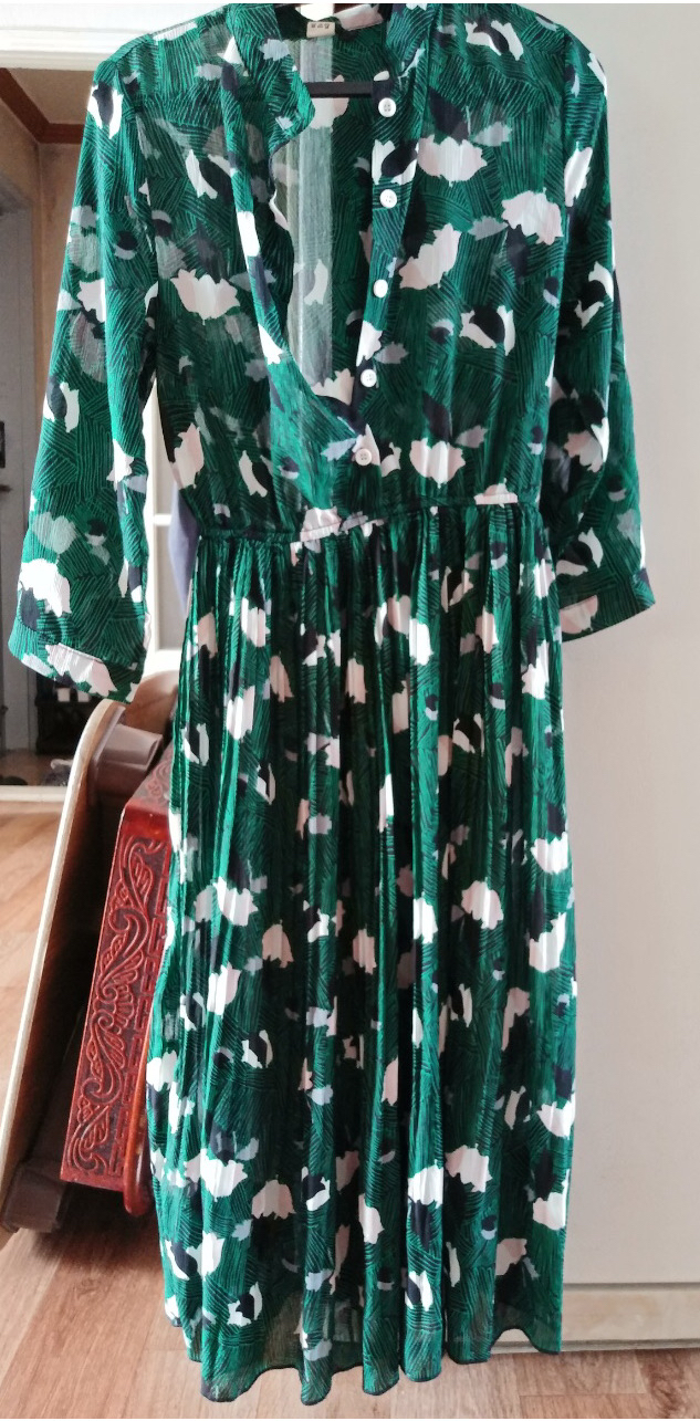 롯데백화점 초록색 원피스 새상품 25000원