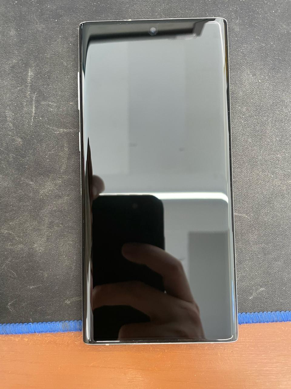 노트10 N971 아우라 글로우 실버 256 정상해지 팝니다