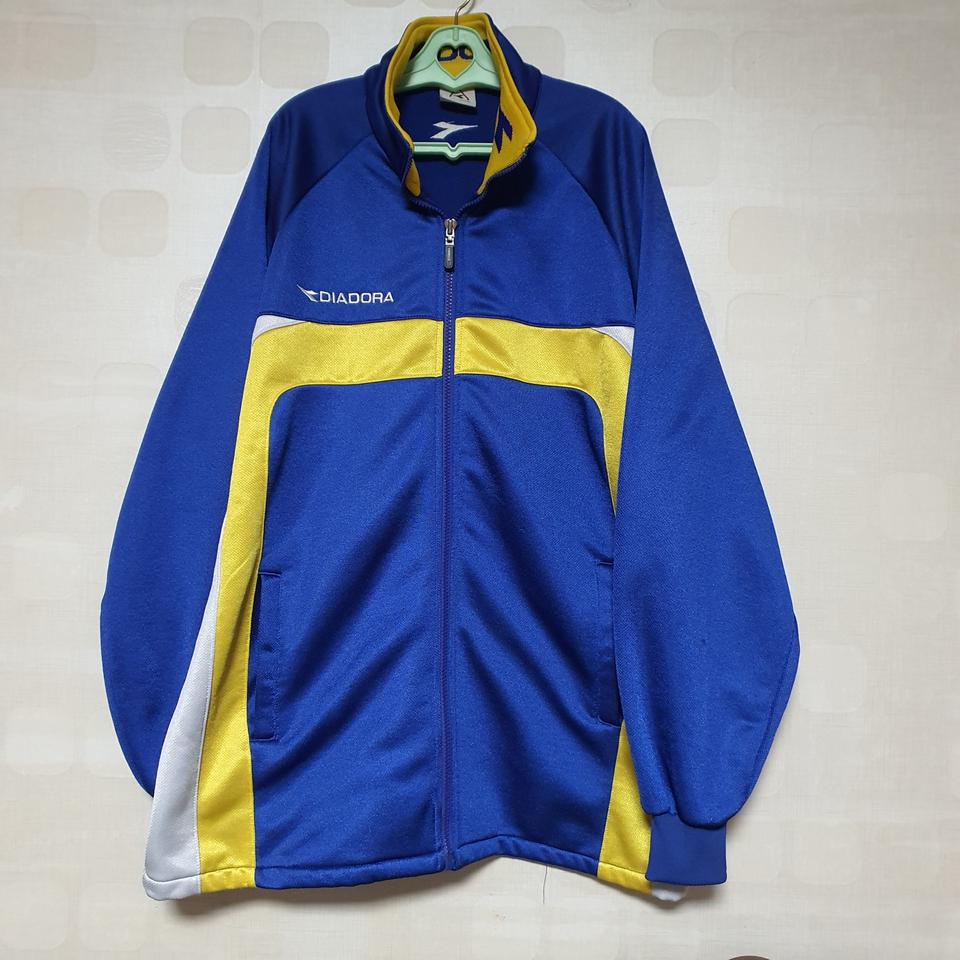 디아도라  집업 105