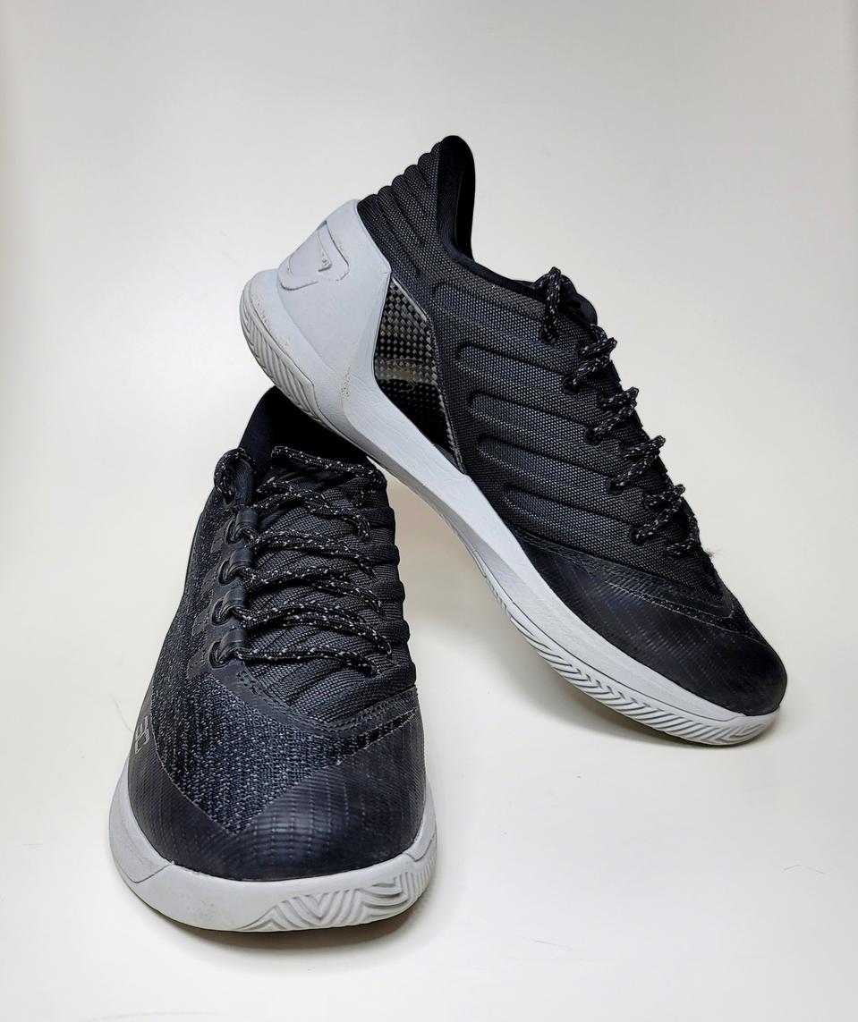 언더아머커리3로우운동화265사이즈