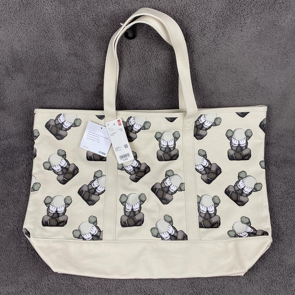 카우스 KAWS 에코백