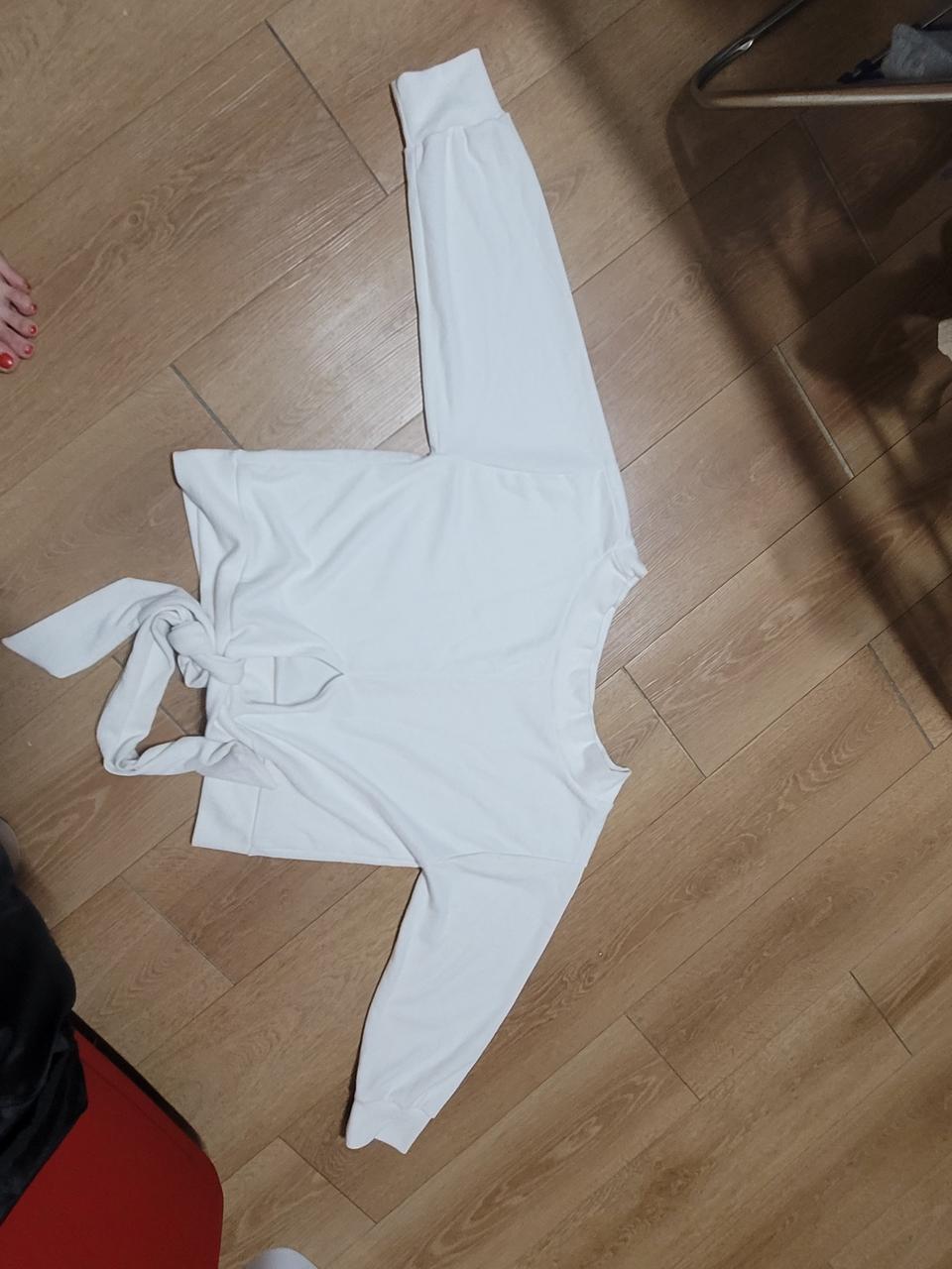 등파인 리본 니트