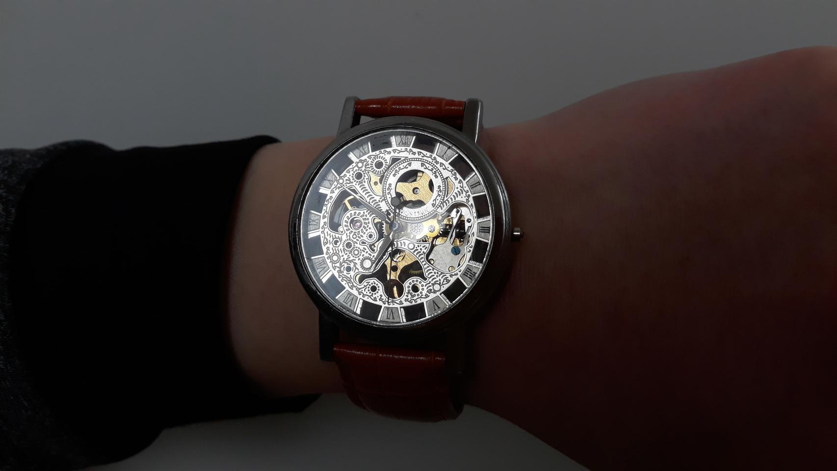 예쁜 태업시계(고장)