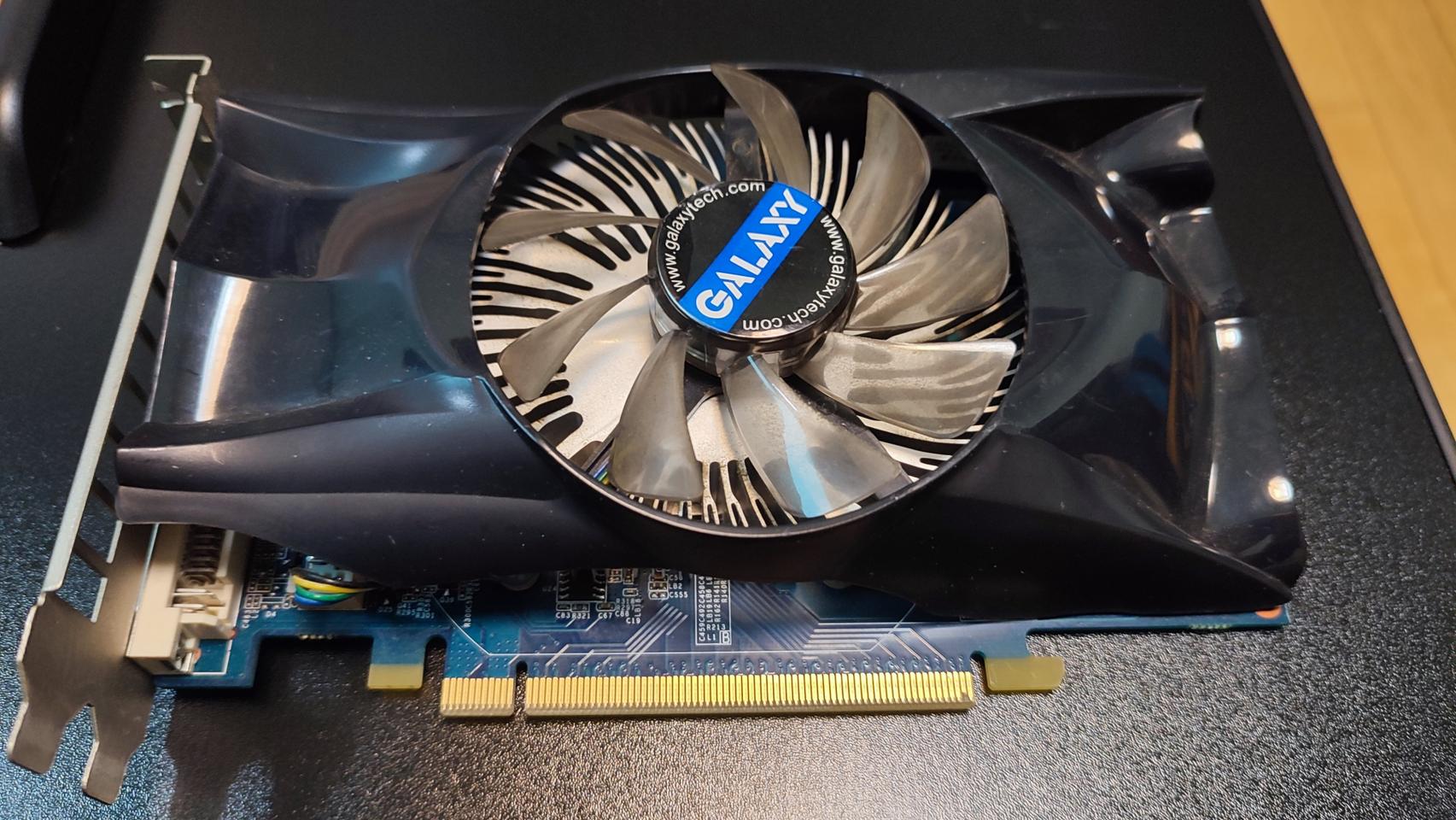 갤럭시 지포스 gtx550ti 그래픽카드