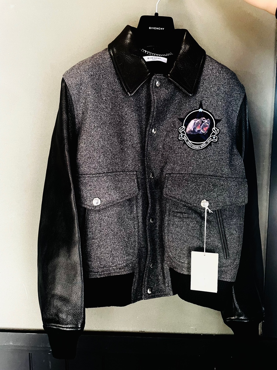 ★당일배송★[정품/새상품] 지방시 레더 투몽키재킷