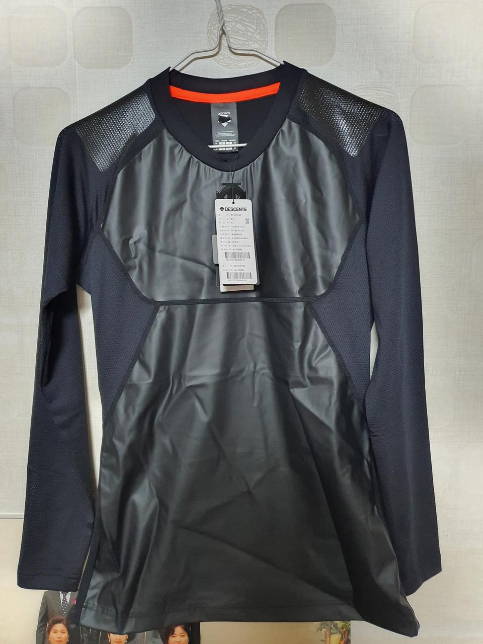 데상트   티셔츠 95