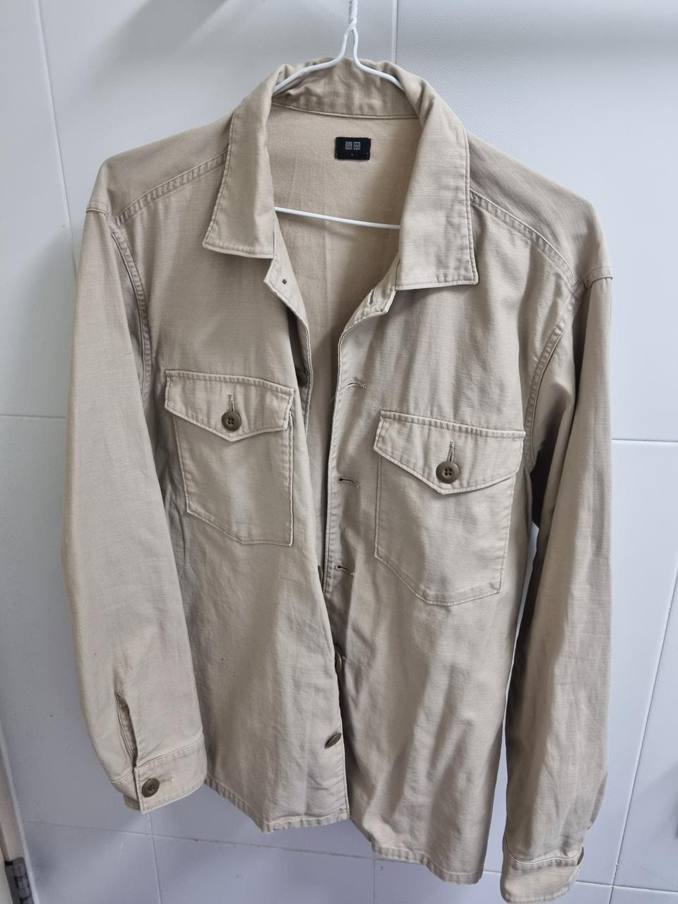 유니클로 베이지 워크셔츠