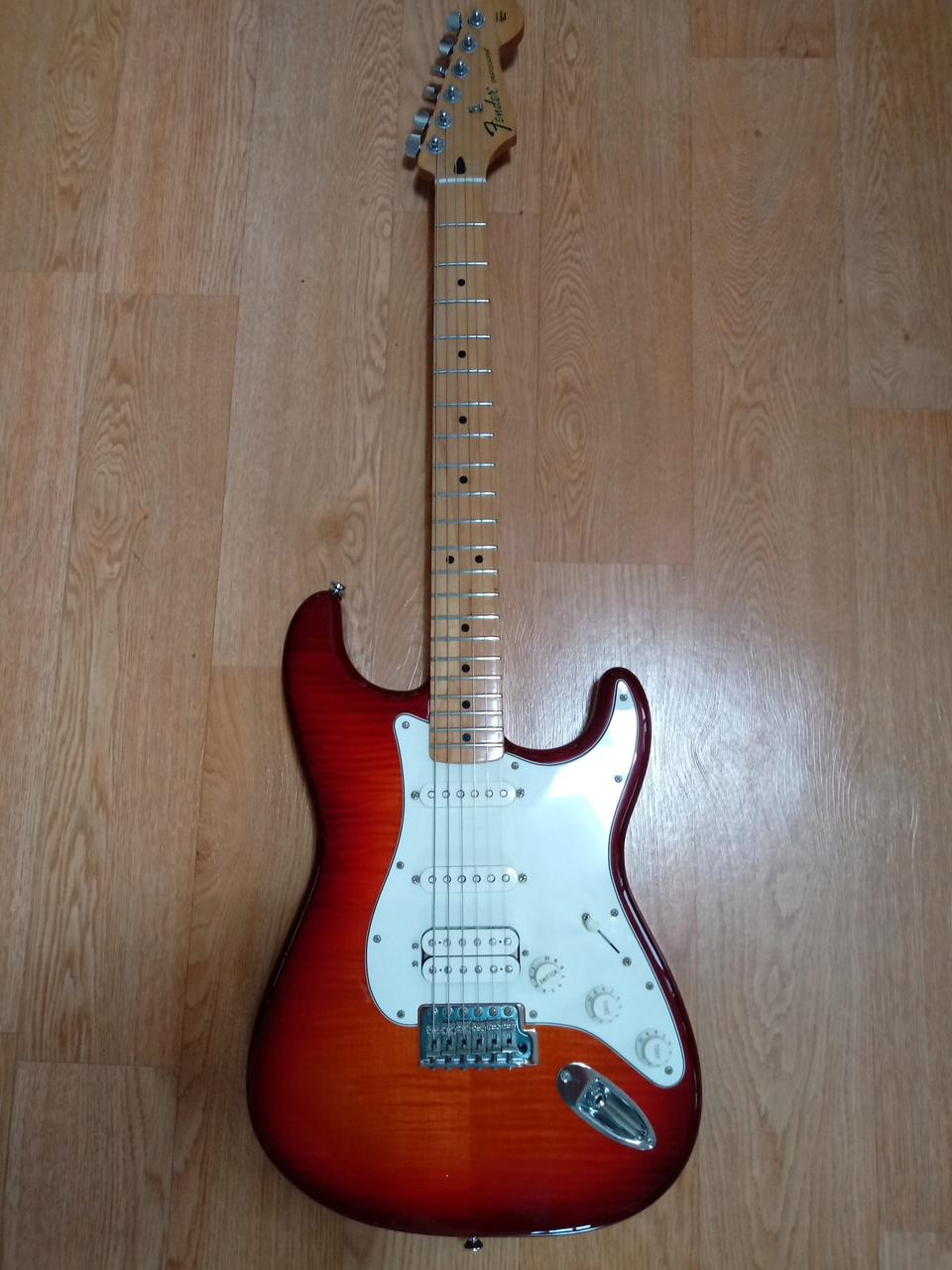 멕펜 65만원에 팝니다. 010 3749 7528