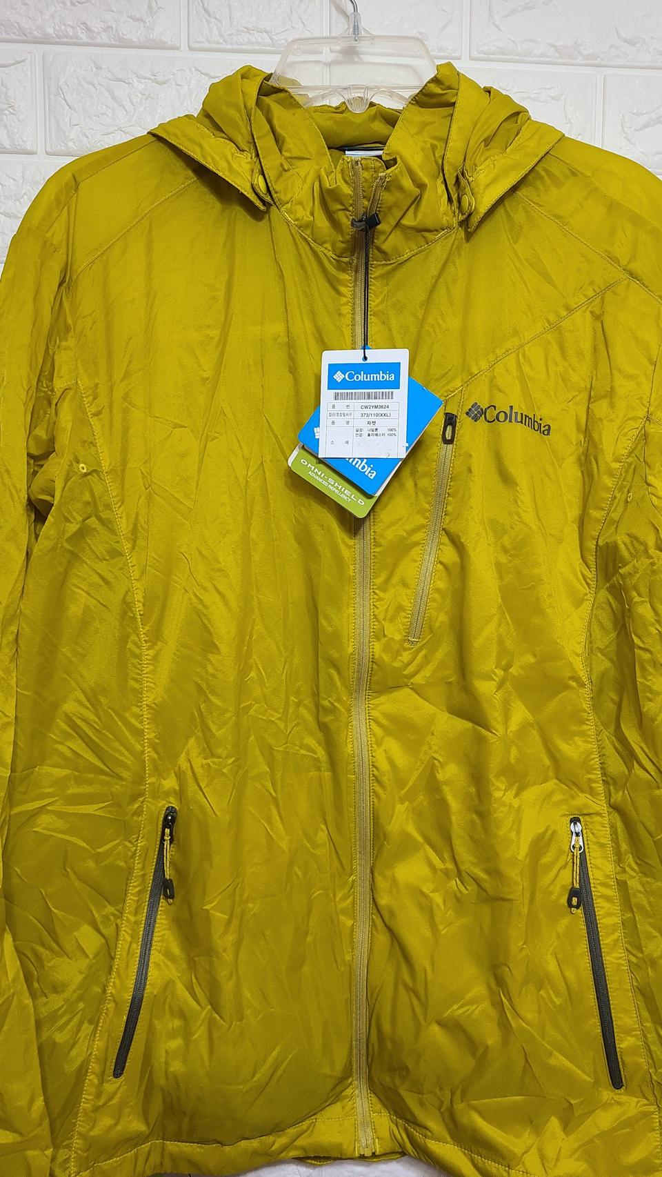 컬럼비아 바람막이110