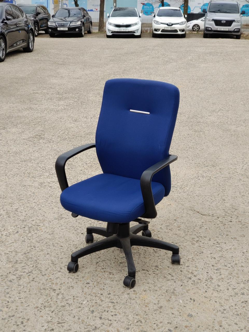 2-4) 사무용의자