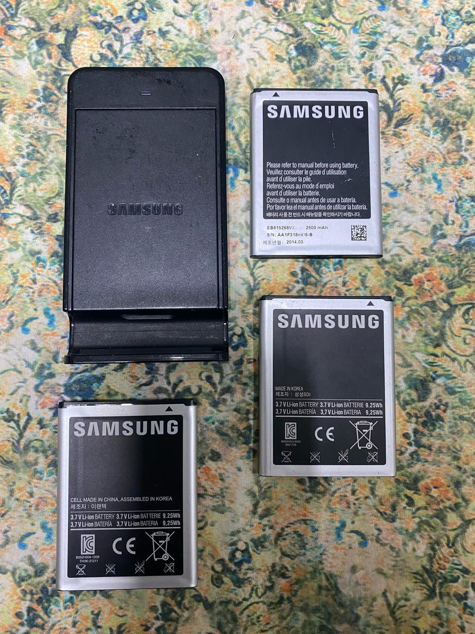 충전기+배터리3개