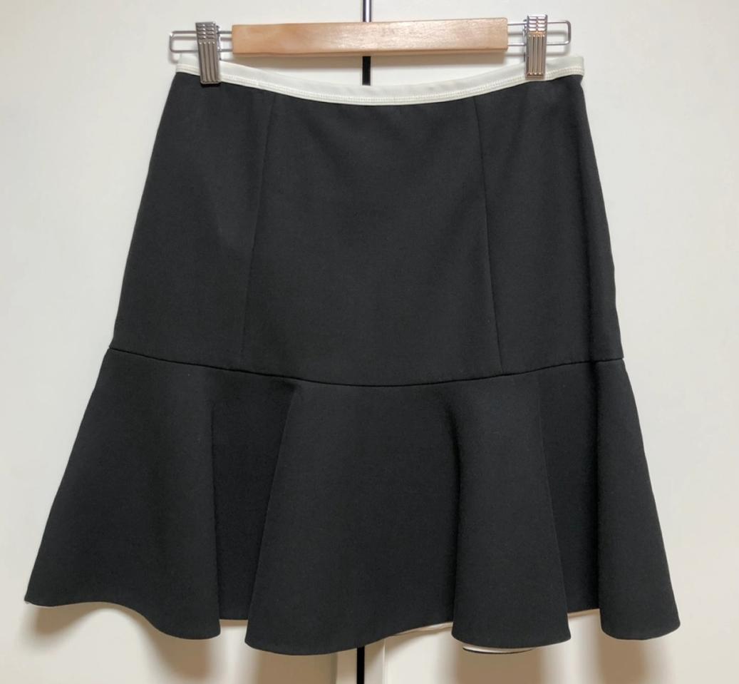 [정품]펜디 가을 미개봉 플레어 스커트 40(55사이)