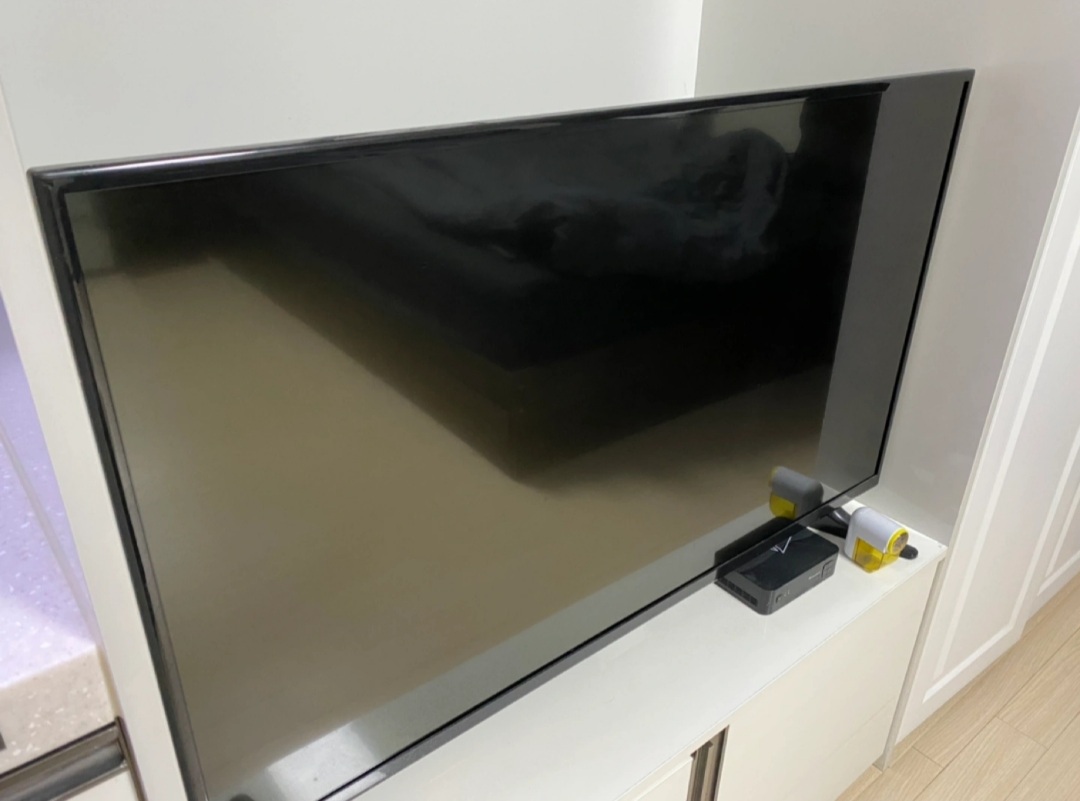 32인치  티비겸모니터 