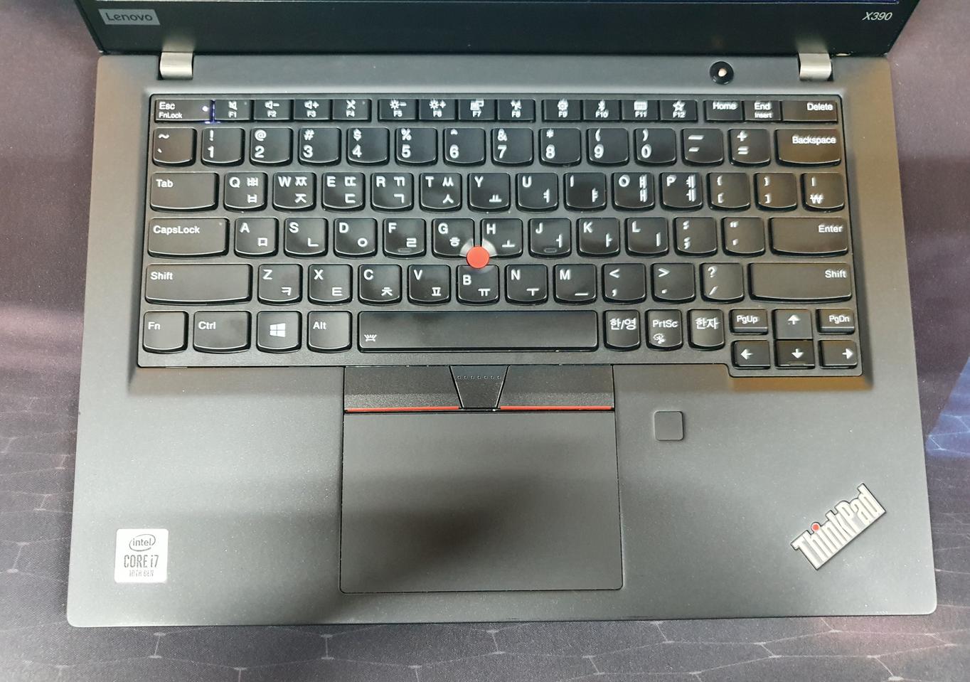 레노버 X390 i7-10세대 고사양 휴대용 노트북 판매합니다.