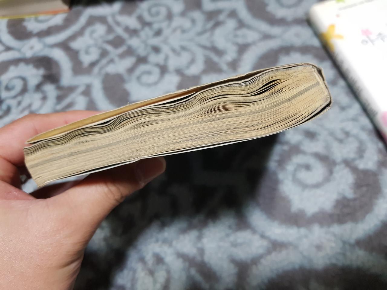 경기도 부천 : 책 여러 가지 팝니다 필요한 책 사세요.