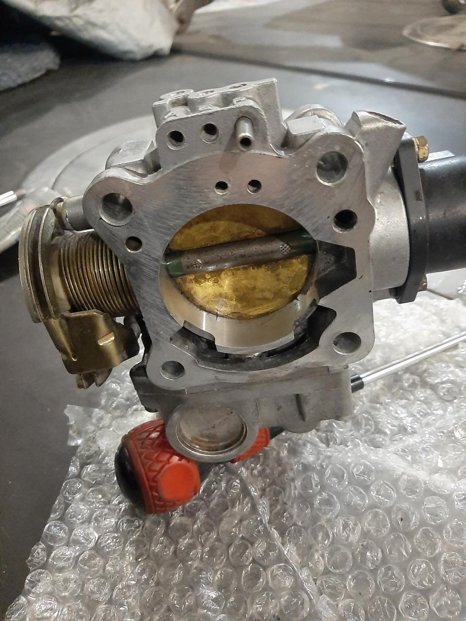 갤로퍼 초기형 v6  오토 스로틀바디 앗세이 미쯔비시