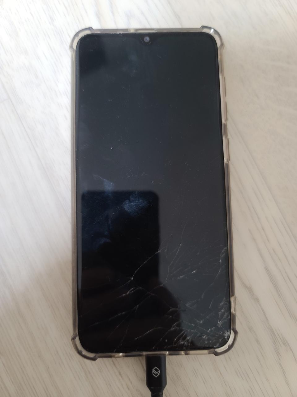 갤럭시 wide 4 sk용 32g 부품용