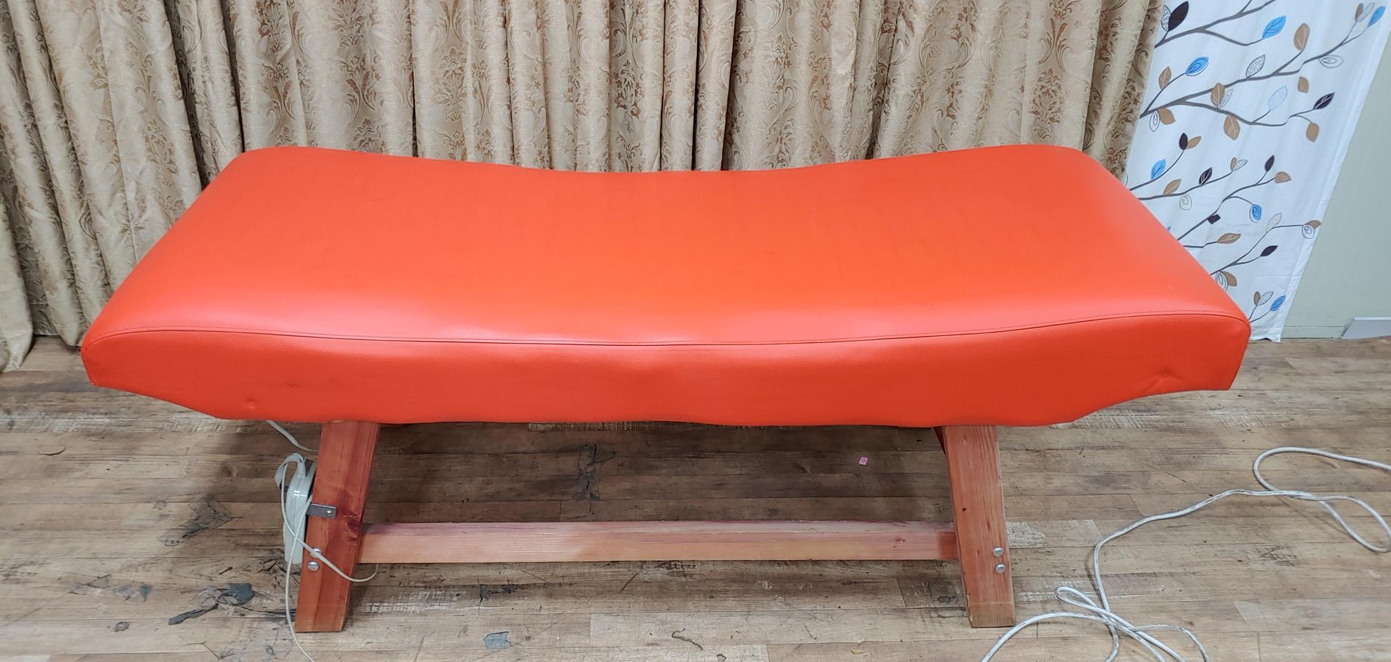 마사지베드 2개 원목 미용베드 온열가능 속눈썹베드 배송가능