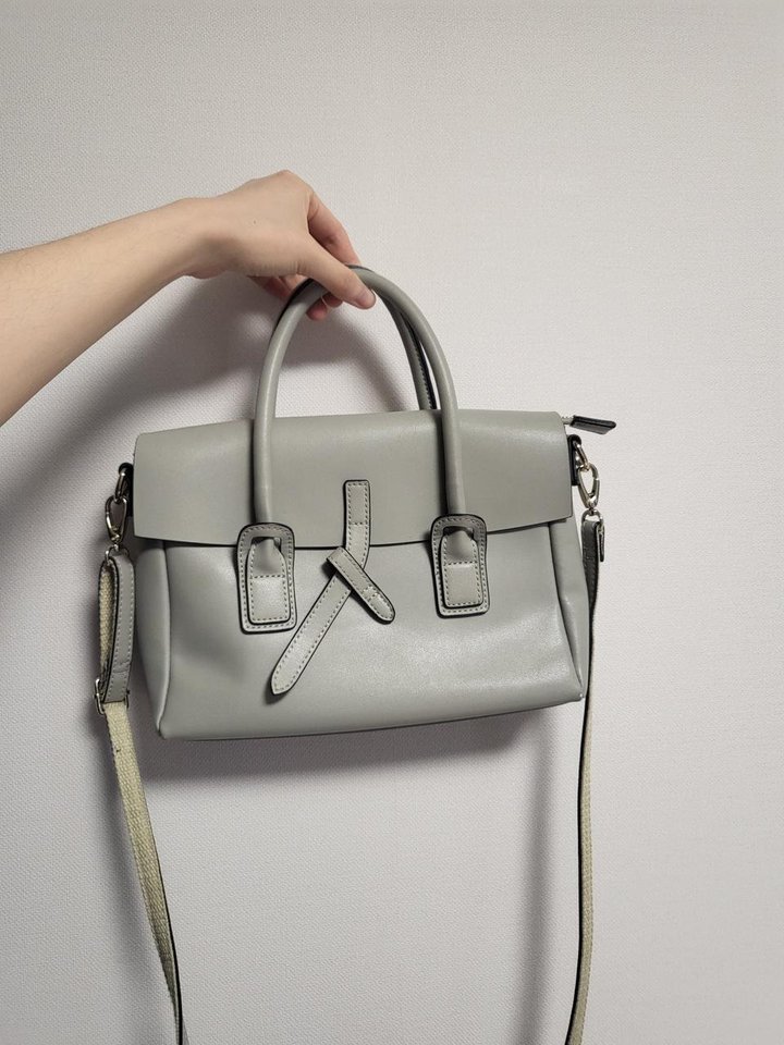 델라스텔라 피오나백 | 세컨웨어(헬로마켓) 델라스텔라 피오나백 | 세컨웨어(헬로마켓)