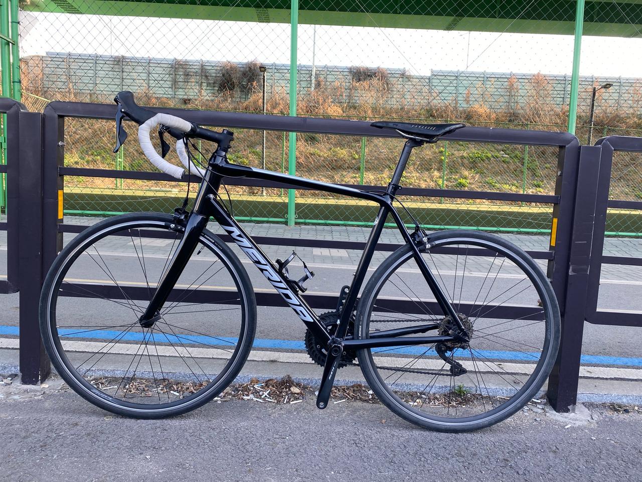 로드자전거 메리다 스컬트라 400 L 56 (2021)