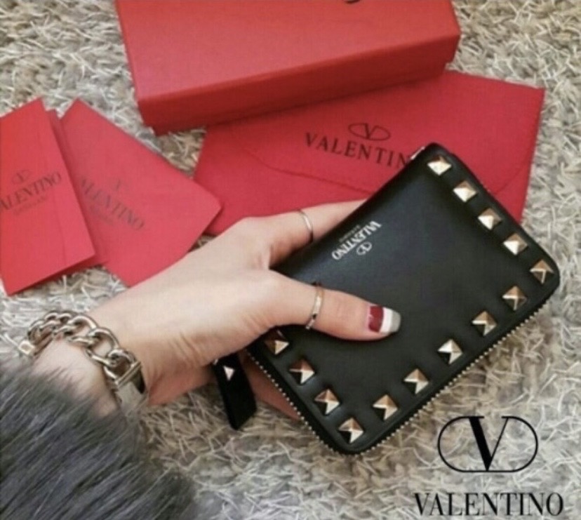 [정품]발렌티노 락스터드 동전지갑 카드지갑