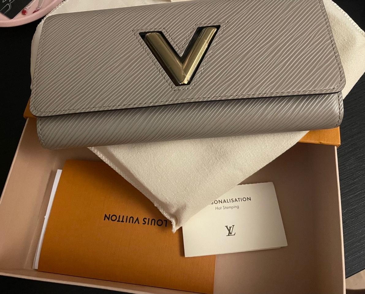 루이비통 장지갑