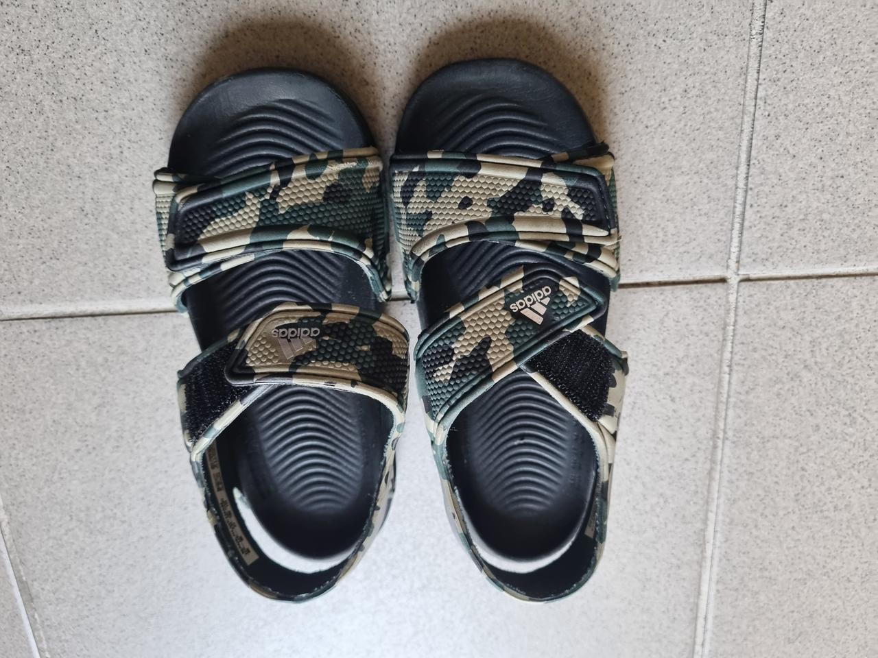유아신발 아디다스 샌들
