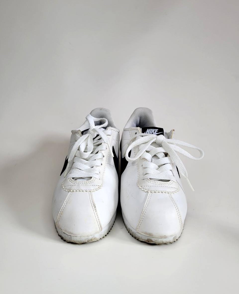 나이키코르테즈클래식레더운동화240사이즈