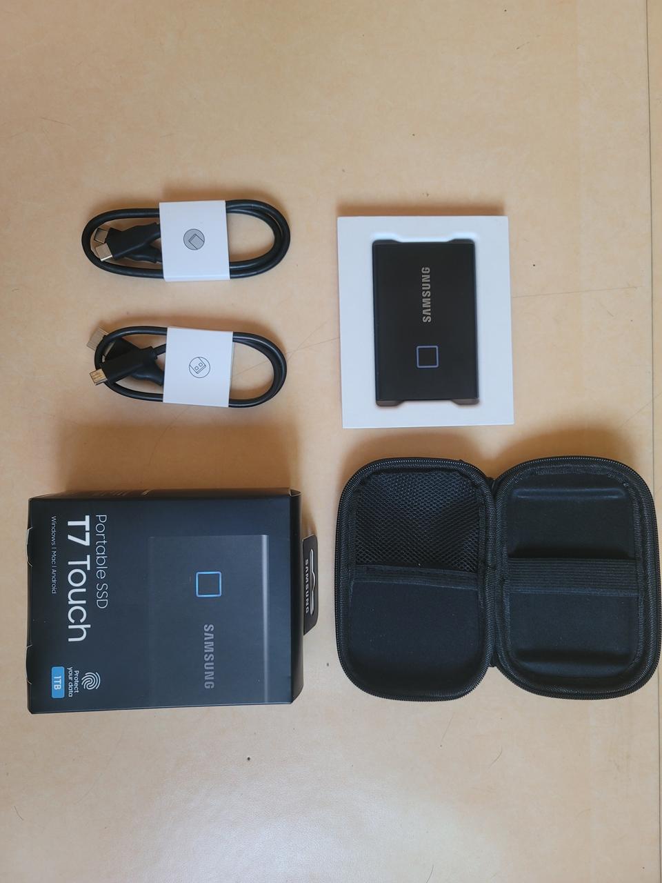 삼성 SSD T7 지문인식 외장하드 1TB