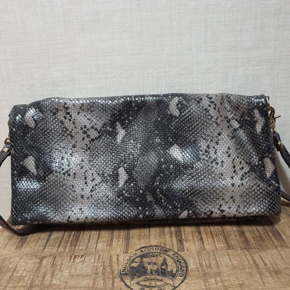 (새상품)매장정리 하면서 급처분(뱀피 가죽 가방)