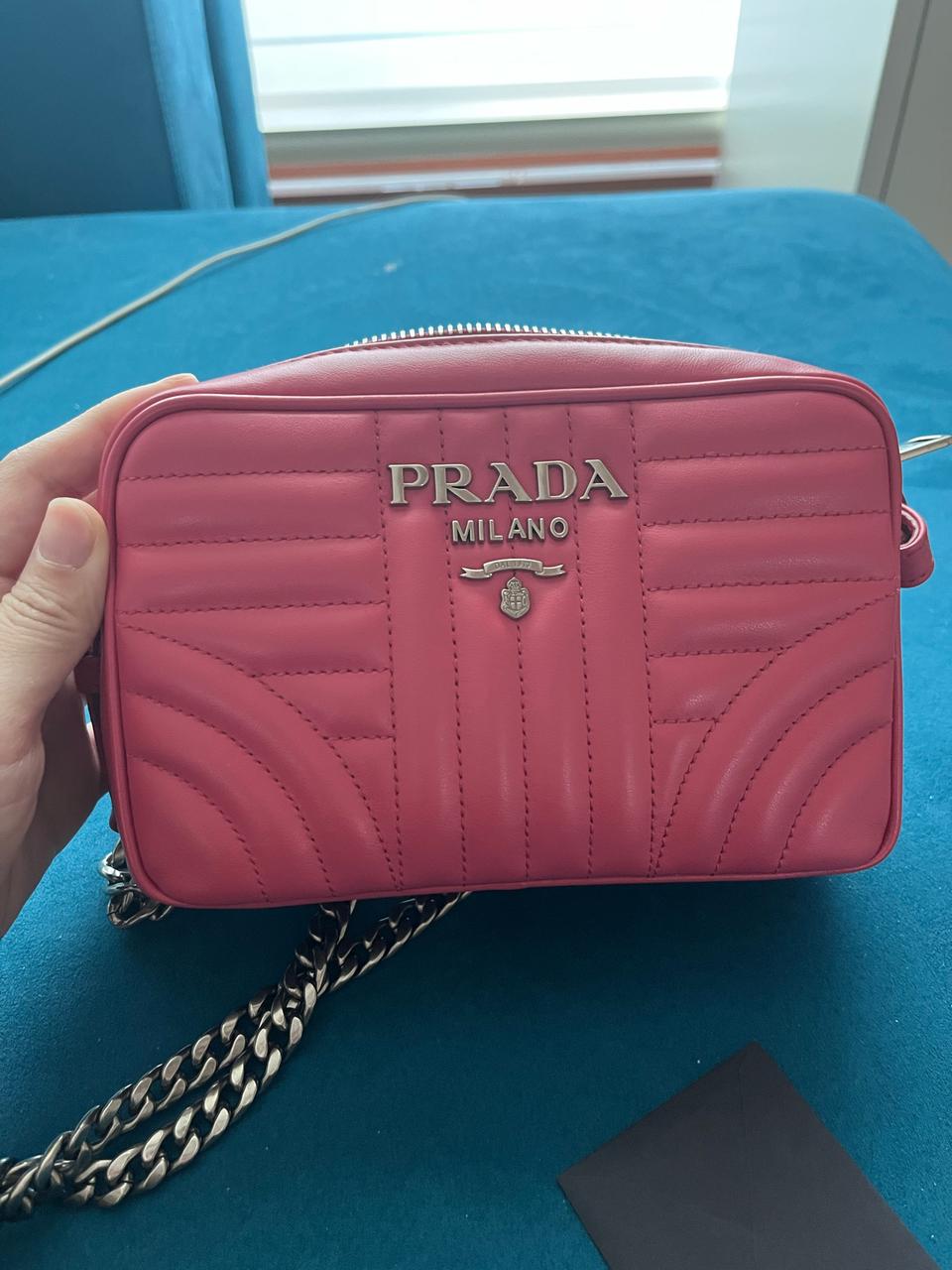 프라다정품 백 팝니다.(애눌가능)