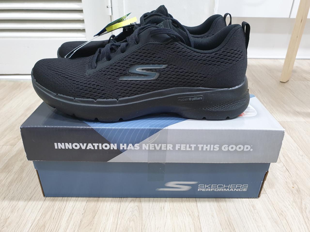 스케쳐스 런닝화 고워크6