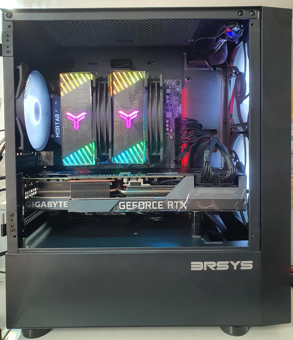 라이젠 5800x 램32G RTX3080 SSD512G HDD1T 데스크