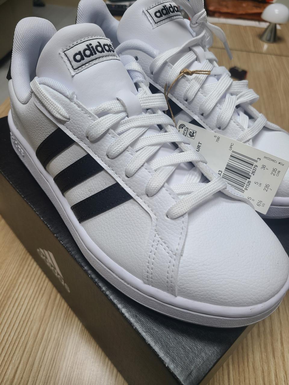 아디다스 그랜드 코트 235 새제품