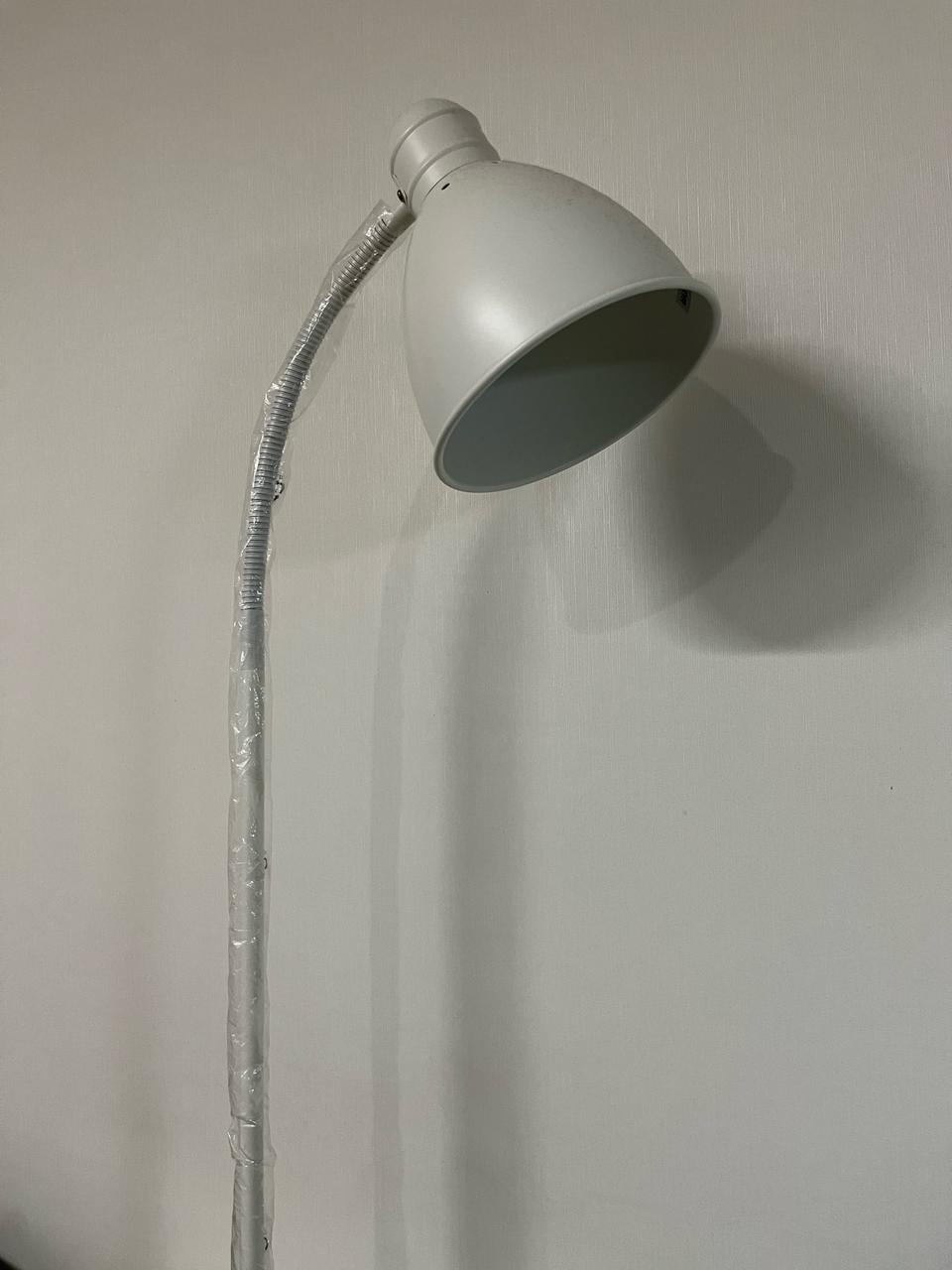 이케아 레르스타 스텐드 조명