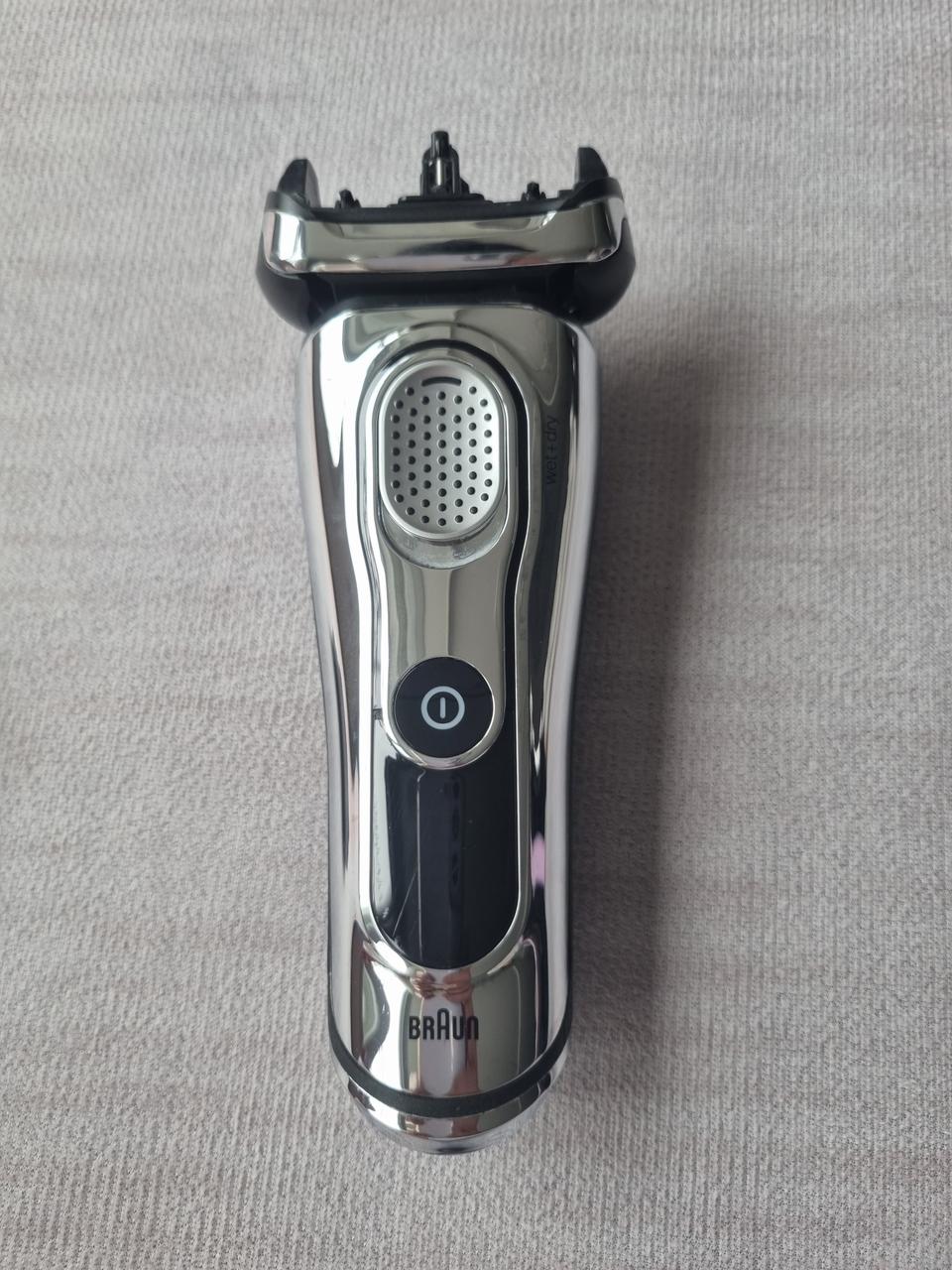 브라운 면도기 9시리즈