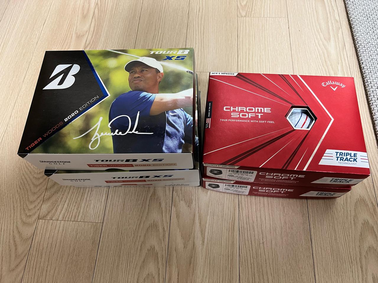 브릿지스톤 tour b xs 2020에디션, 캘러웨이 크롬소프트 골프공