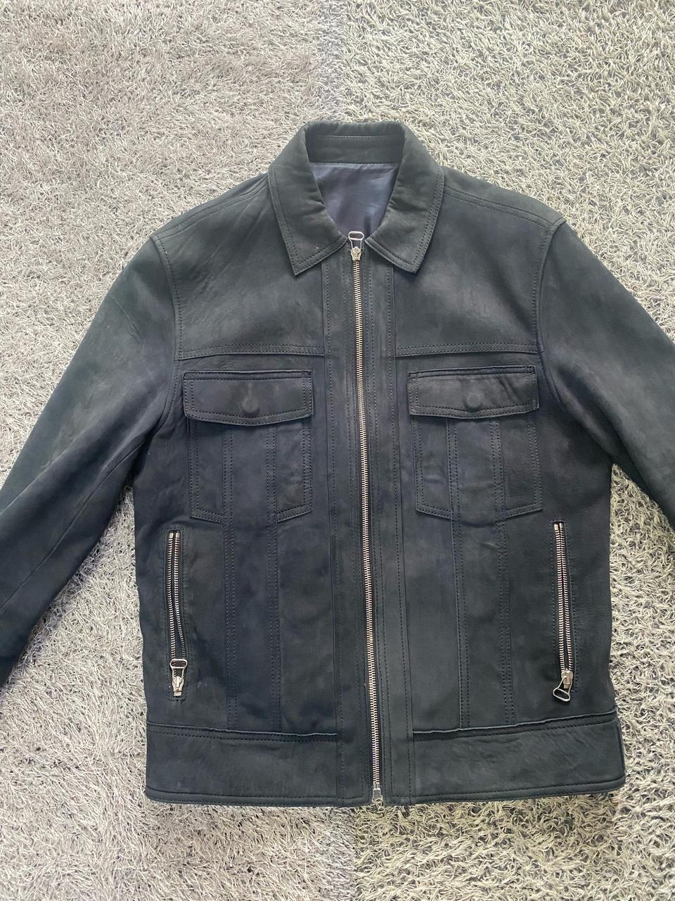 솔리드 옴므 양가죽