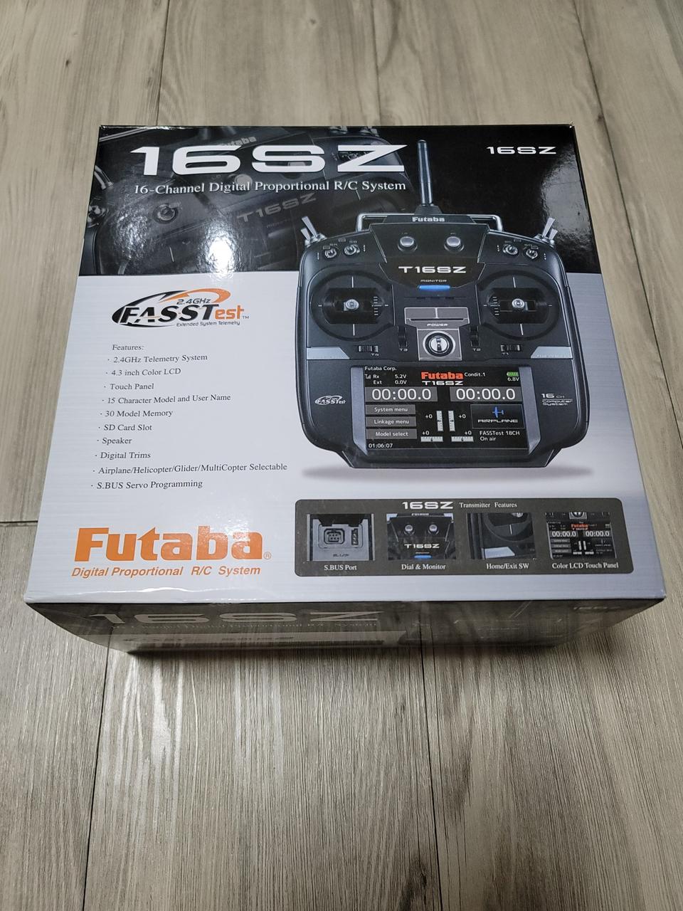 후타바 (Futaba 16sz) 무선 RC 조종기 팝니다 (미사용)!!