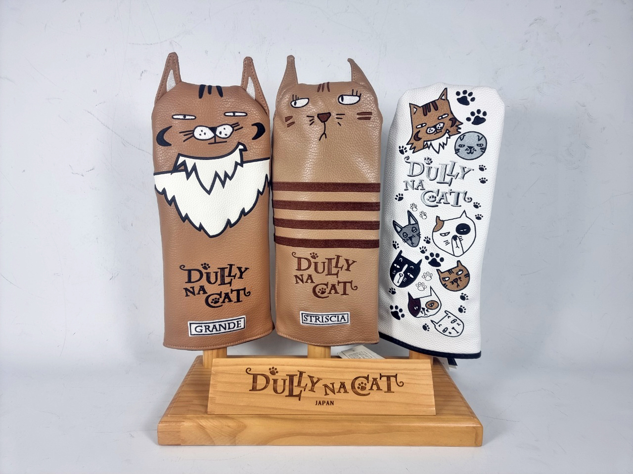  둘리나캣 드라이버 헤드커버 사용안한 새제품입니다