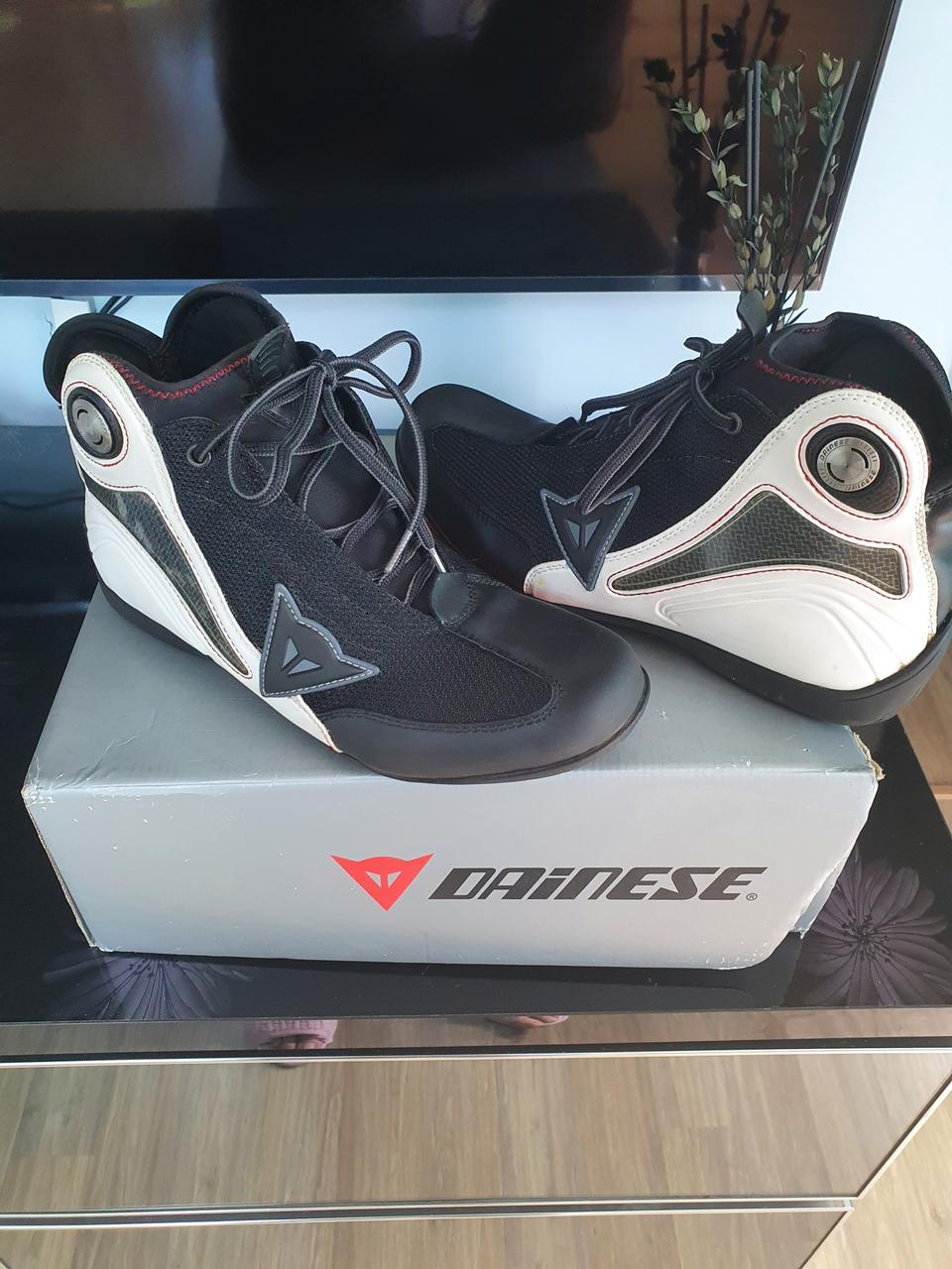 다이네즈 남성부츠 정품아닐시100%환불