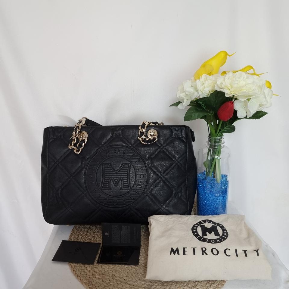 메트로시티 체인 숄더백 (더스트백 게런티카드 포함)