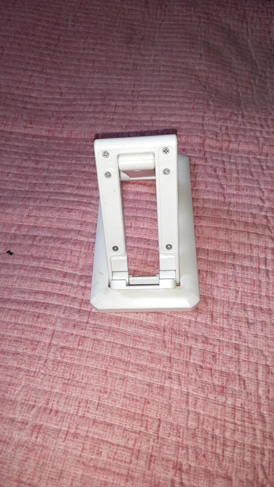 휴대폰거치대접이식 편리함