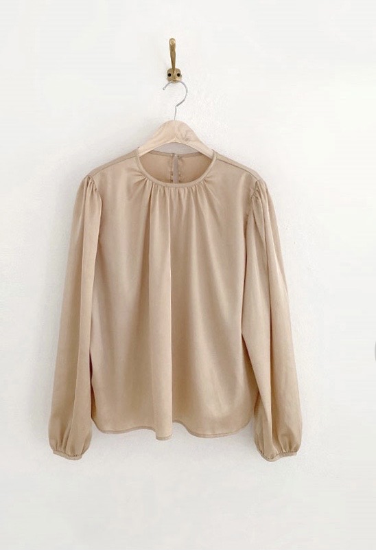 세틴블라우스 (새제품)