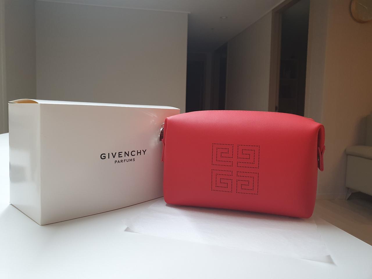 새상품) 지방시 화장품 파우치