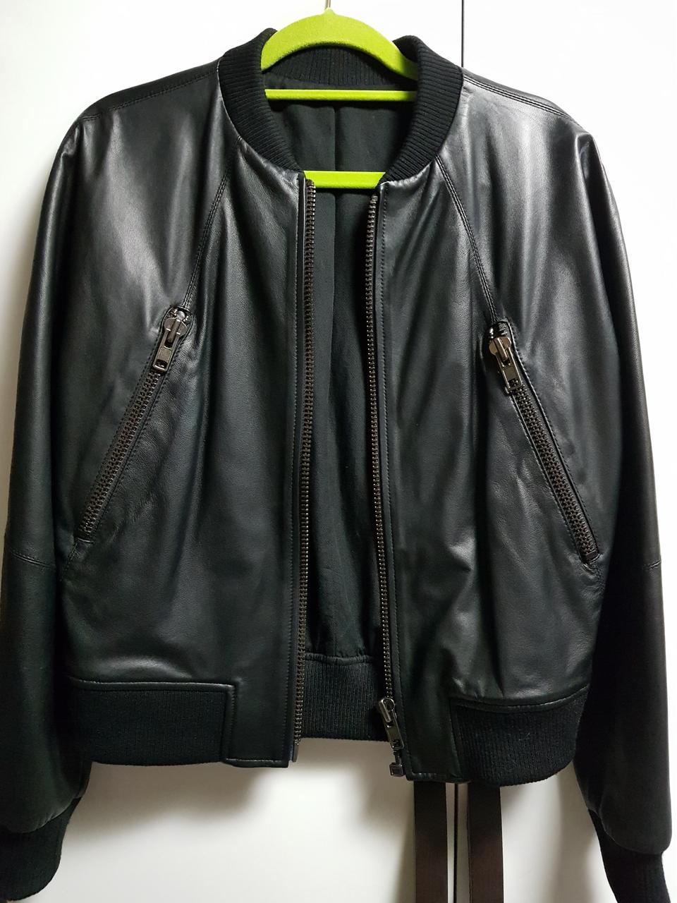 아떼 바네사브르노 가죽자켓