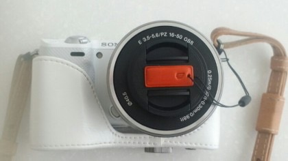 소니 카메라 NEX-5T  렌즈 포함 /정품가죽케이스포함 /8기가