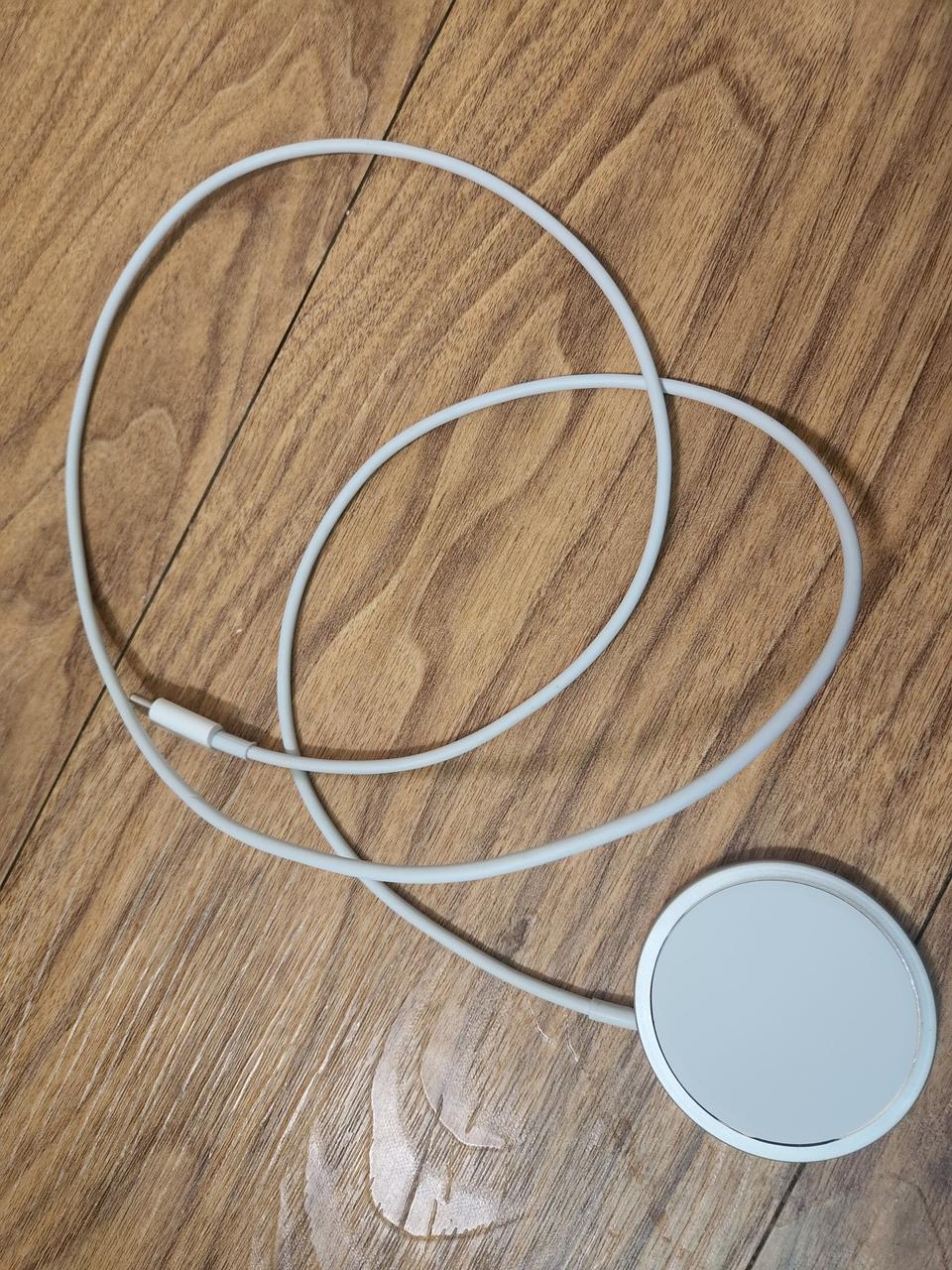 감성공장 애플 아이폰 맥세이프 고속충전기