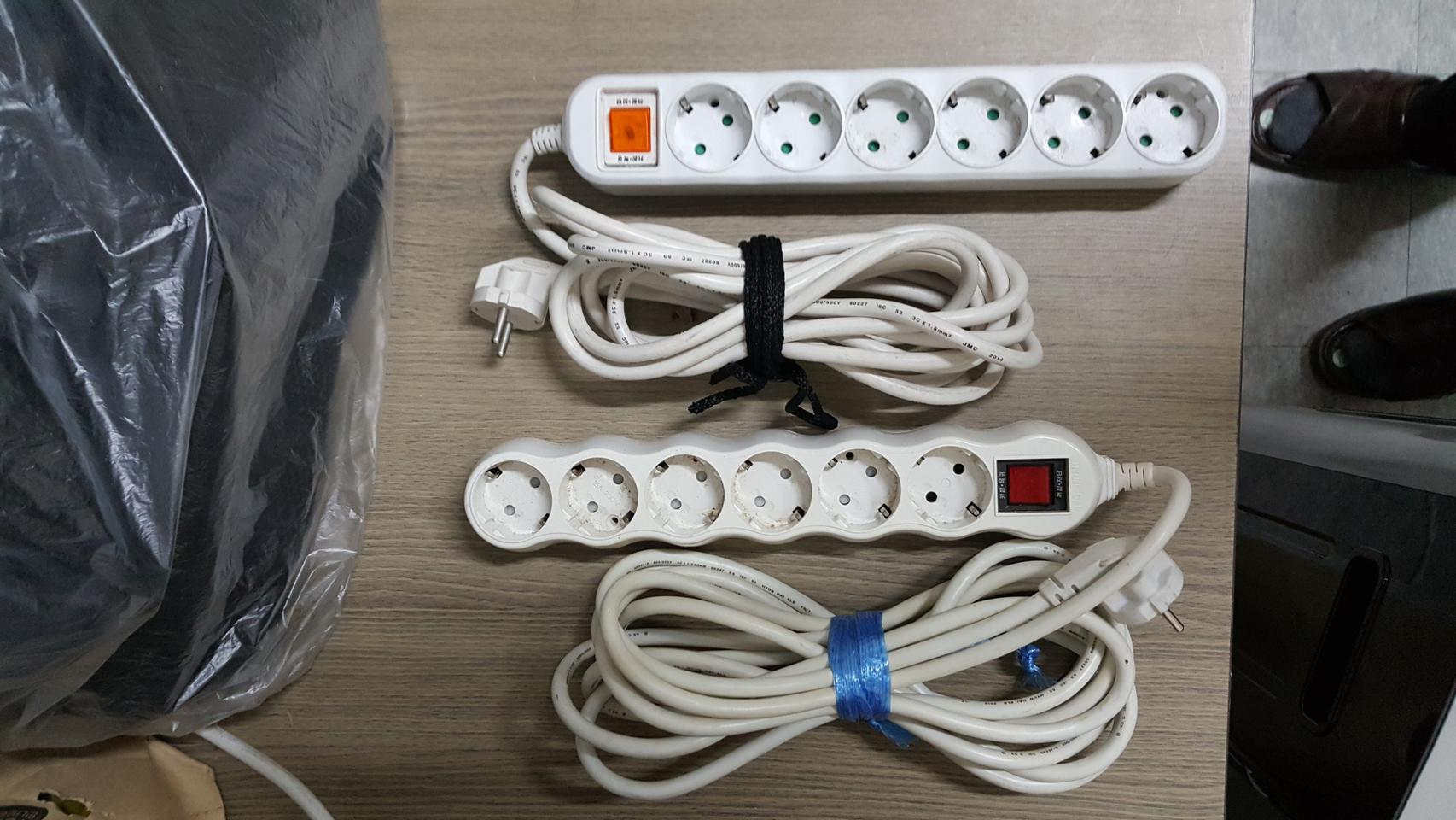 멀티탭 여러개 팝니다